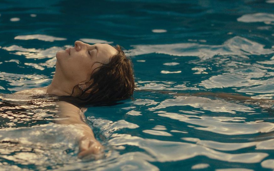 "LAS LÍNEAS DISCONTINUAS" (España, 2025)