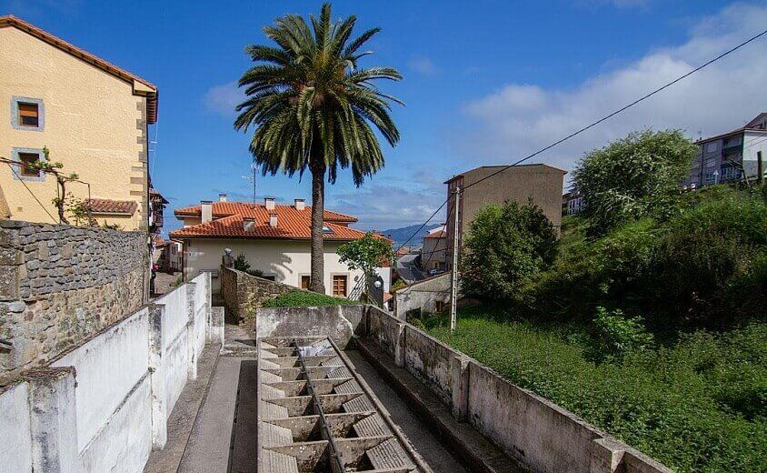 Antiguo lavadero de Llastres