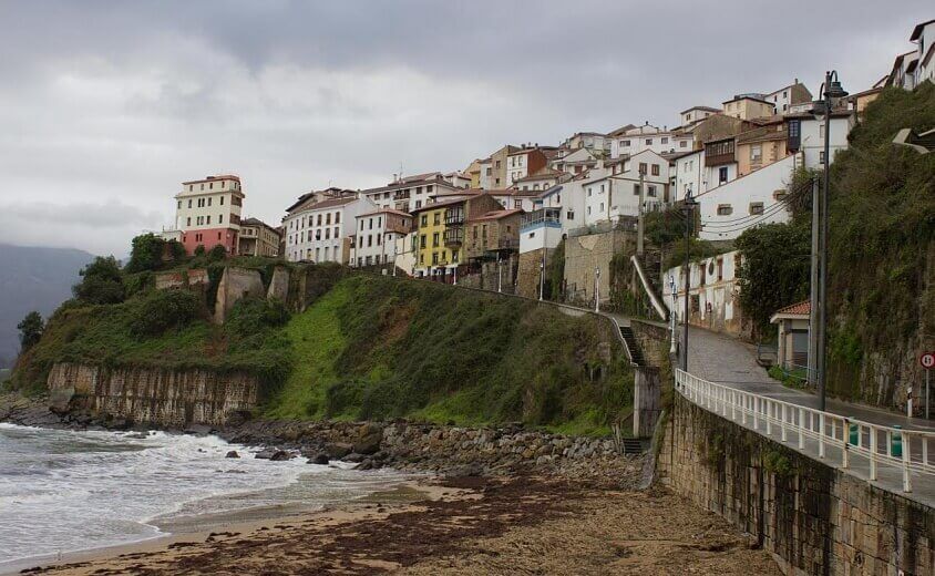 Escaleras de La Fábrica de Mercedes