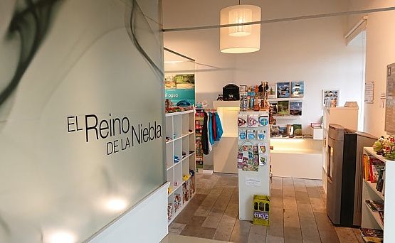 Tienda (© J Fernández Péon)