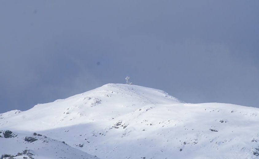 Picu Pienzu nevado (© J Fernández Peón)