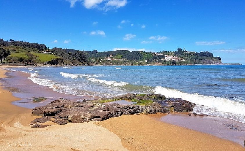 Playa de La Griega (© Javi Pardo)