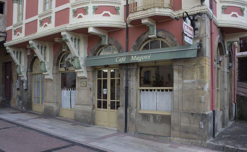 Edificio del Café Magovi